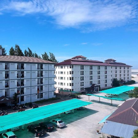 Hotel Matini Amata Ban Hua Phai Exterior foto